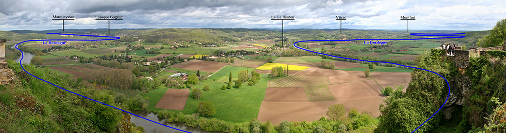 Vue panoramique du vignoble des Vins de Domme depuis la promenade de la Barre, à Domme en Périgord