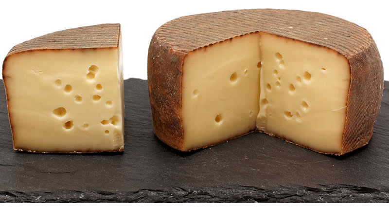 La Trappe d'Échourgnac nature traditionnel, un fromage du Périgord atypique
