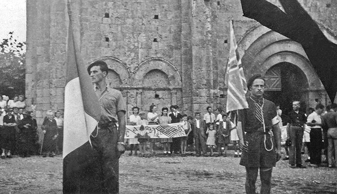 Réception en l'honneur des parachutistes de Cadouin, Photo © Lucienne Imberty