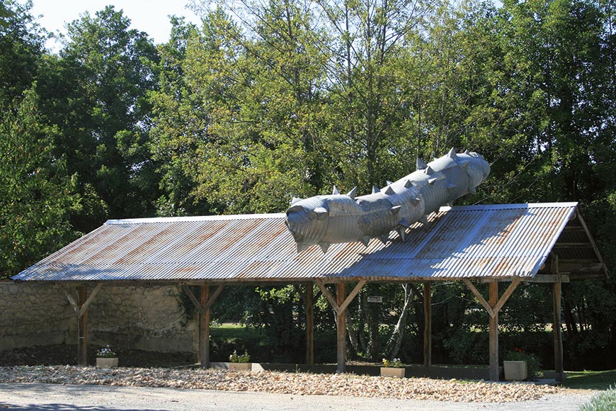 Un lavoir communal, un peu différent du lavoir de Couze